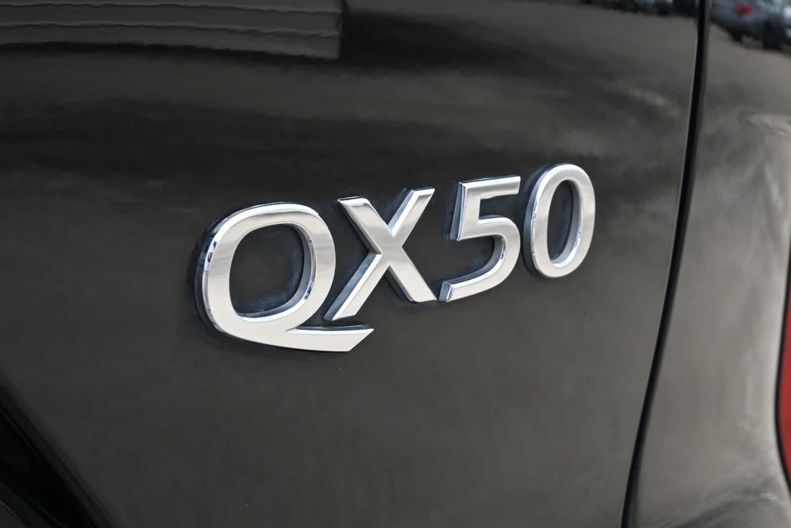 2023 INFINITI QX50 LUXE