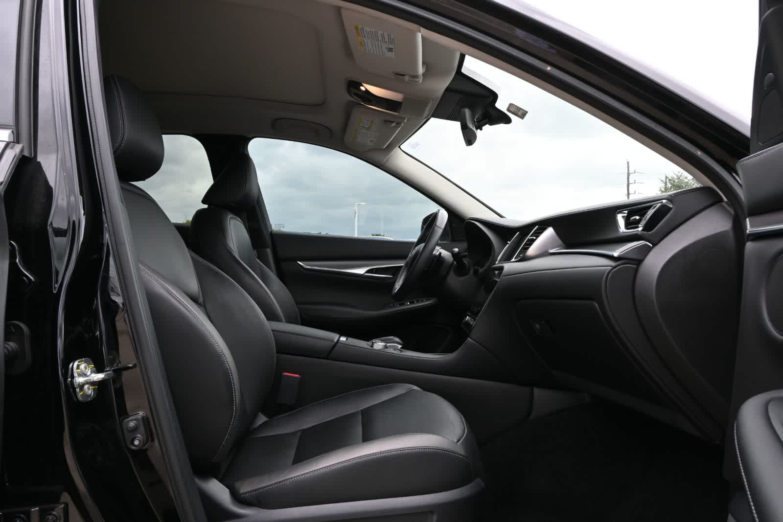 2023 INFINITI QX50 LUXE