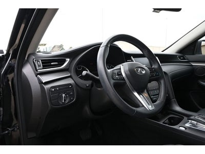 2023 INFINITI QX50 LUXE