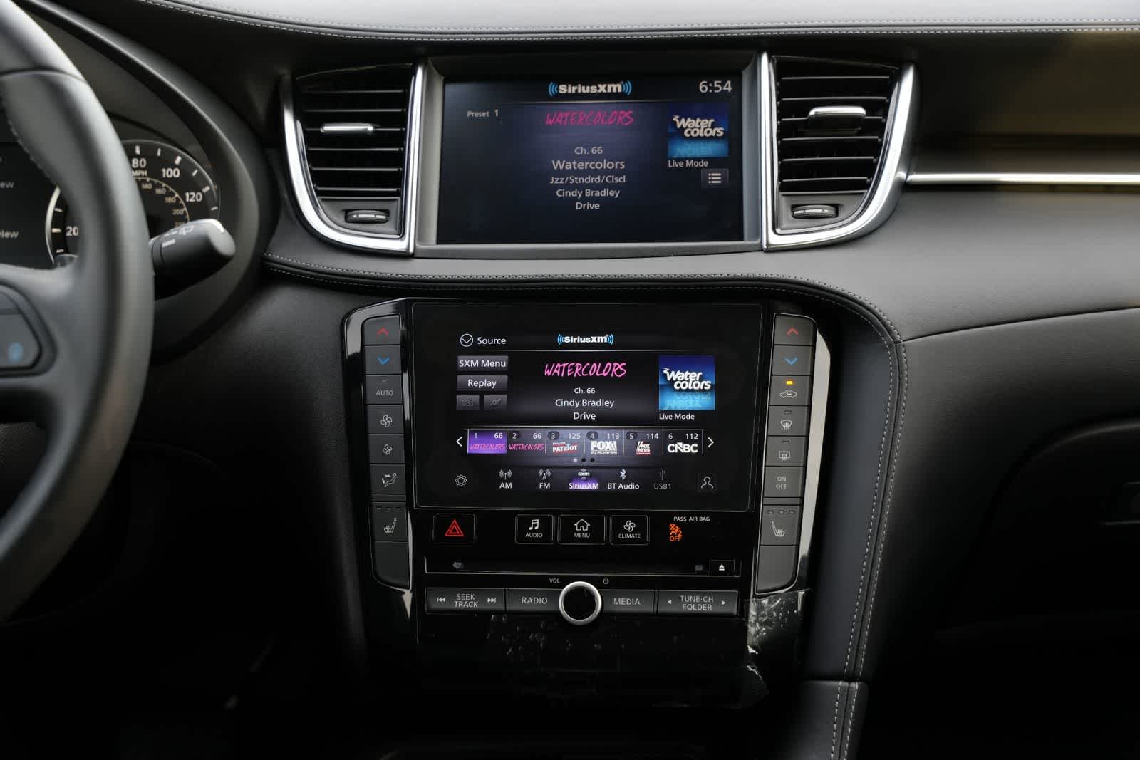 2025 INFINITI QX50 LUXE