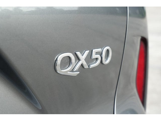 2025 INFINITI QX50 LUXE