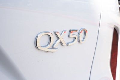 2025 INFINITI QX50 LUXE