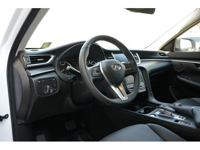 2025 INFINITI QX50 LUXE