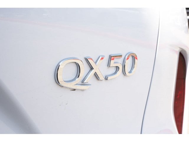 2025 INFINITI QX50 LUXE