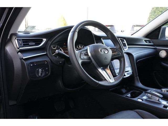 2025 INFINITI QX50 LUXE