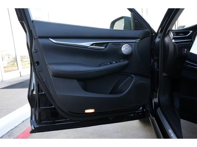 2025 INFINITI QX50 LUXE