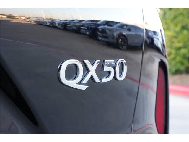 2025 INFINITI QX50 LUXE