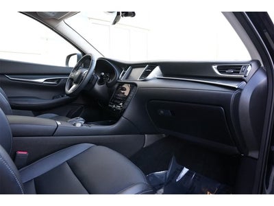 2025 INFINITI QX50 LUXE