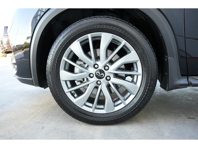 2025 INFINITI QX50 LUXE