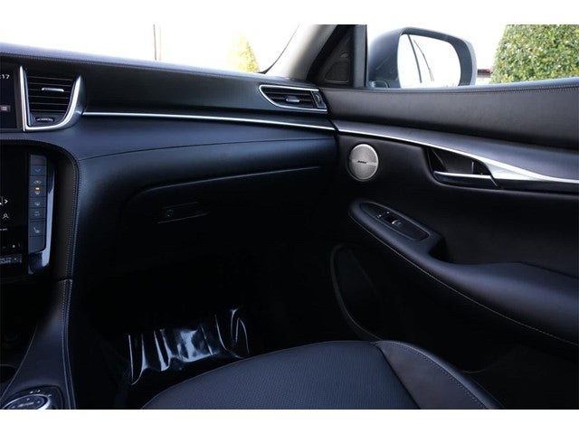 2025 INFINITI QX50 LUXE