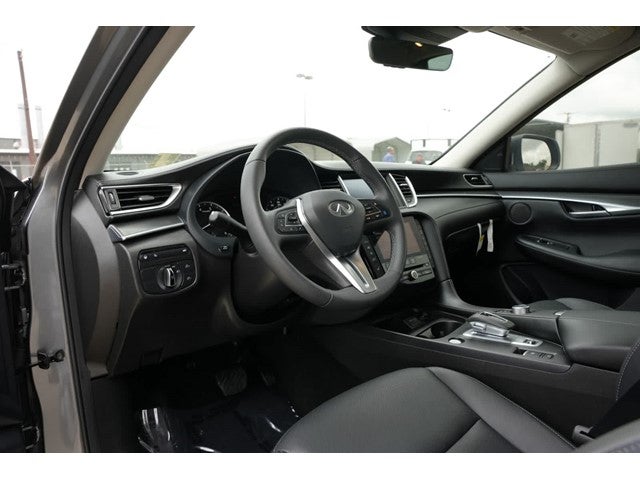 2025 INFINITI QX50 LUXE