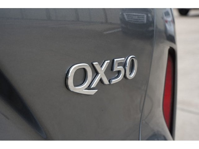 2025 INFINITI QX50 LUXE