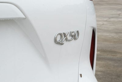 2025 INFINITI QX50 LUXE