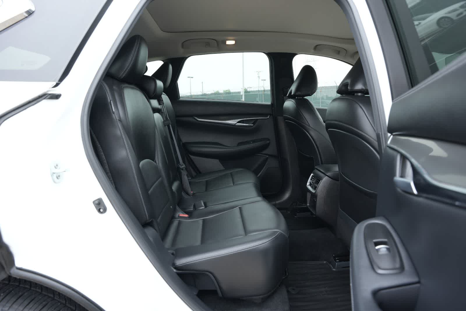 2025 INFINITI QX50 LUXE