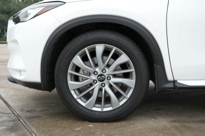 2025 INFINITI QX50 LUXE