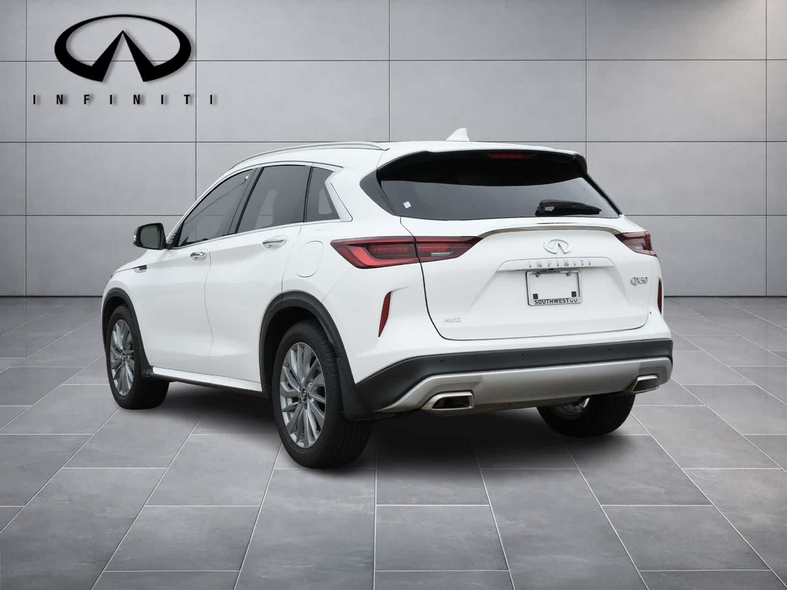 2025 INFINITI QX50 LUXE