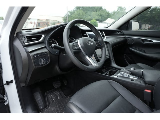 2025 INFINITI QX50 LUXE