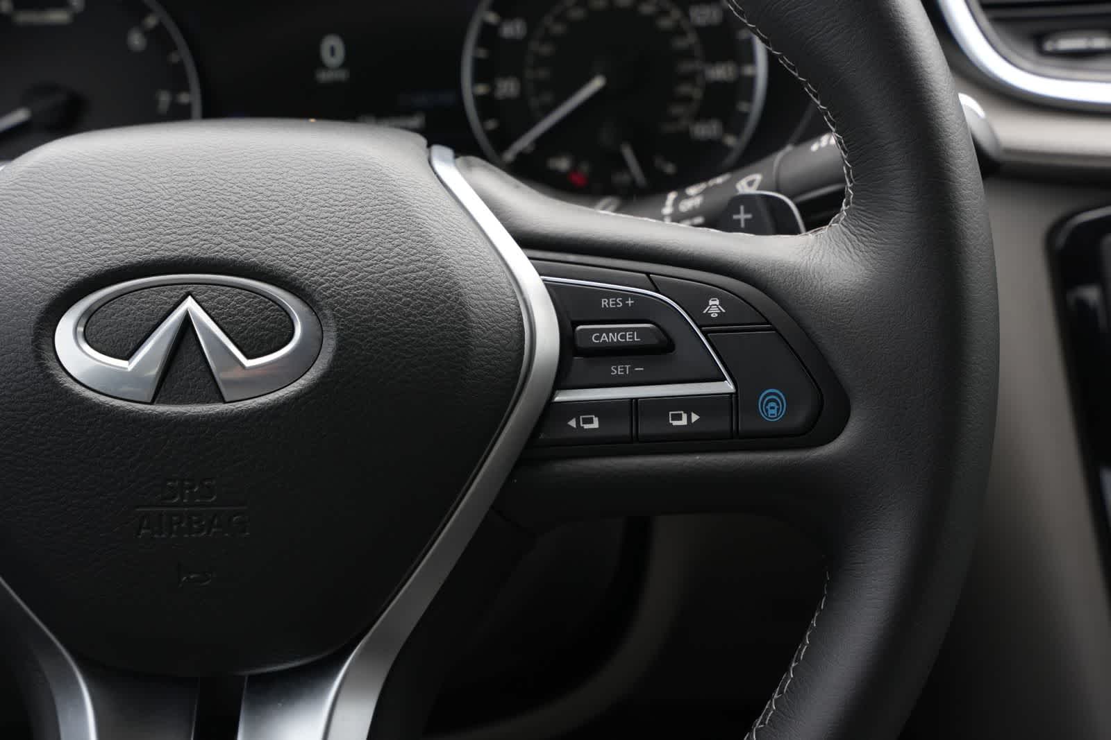 2025 INFINITI QX50 LUXE