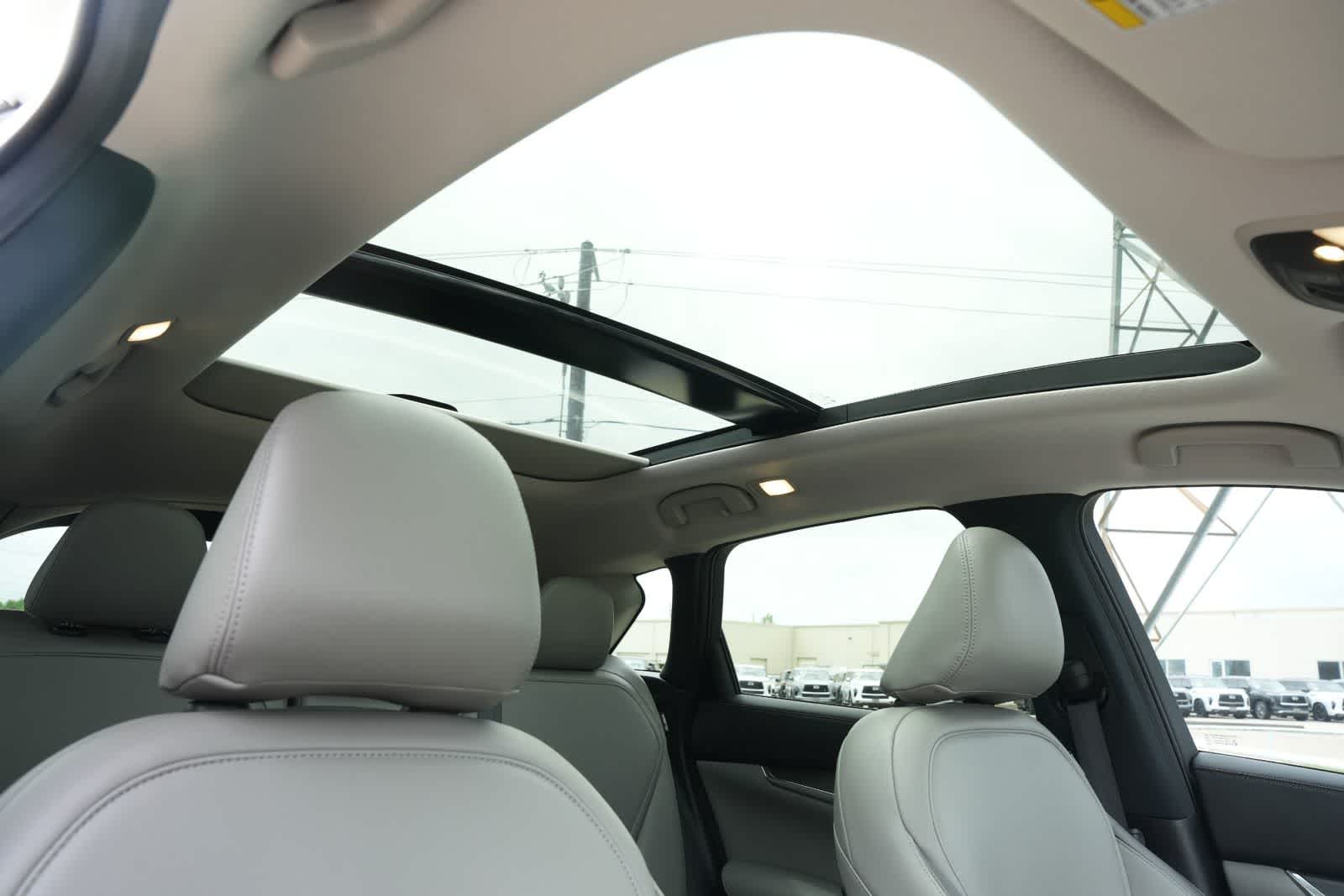 2025 INFINITI QX50 LUXE