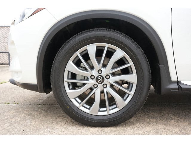 2025 INFINITI QX50 LUXE