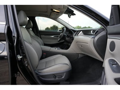 2023 INFINITI QX50 LUXE