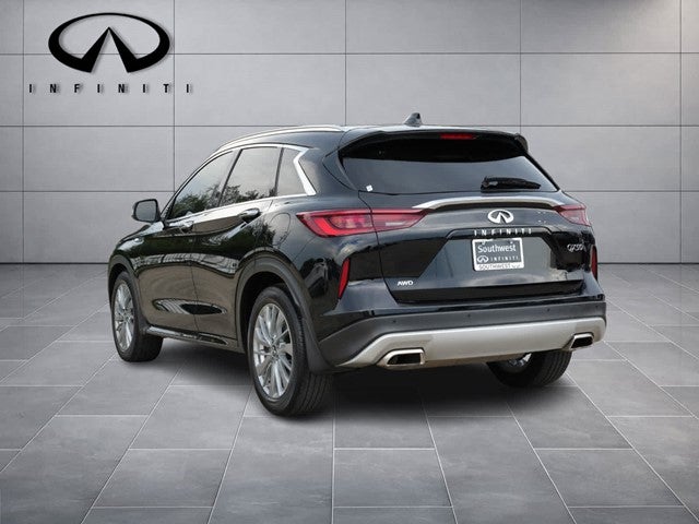 2023 INFINITI QX50 LUXE