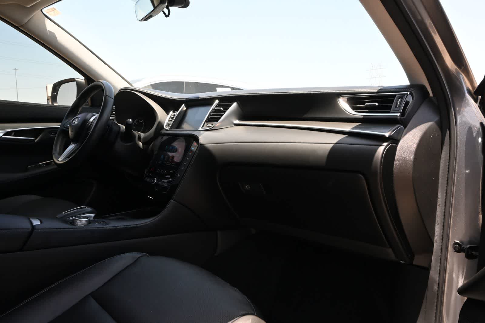 2025 INFINITI QX50 LUXE