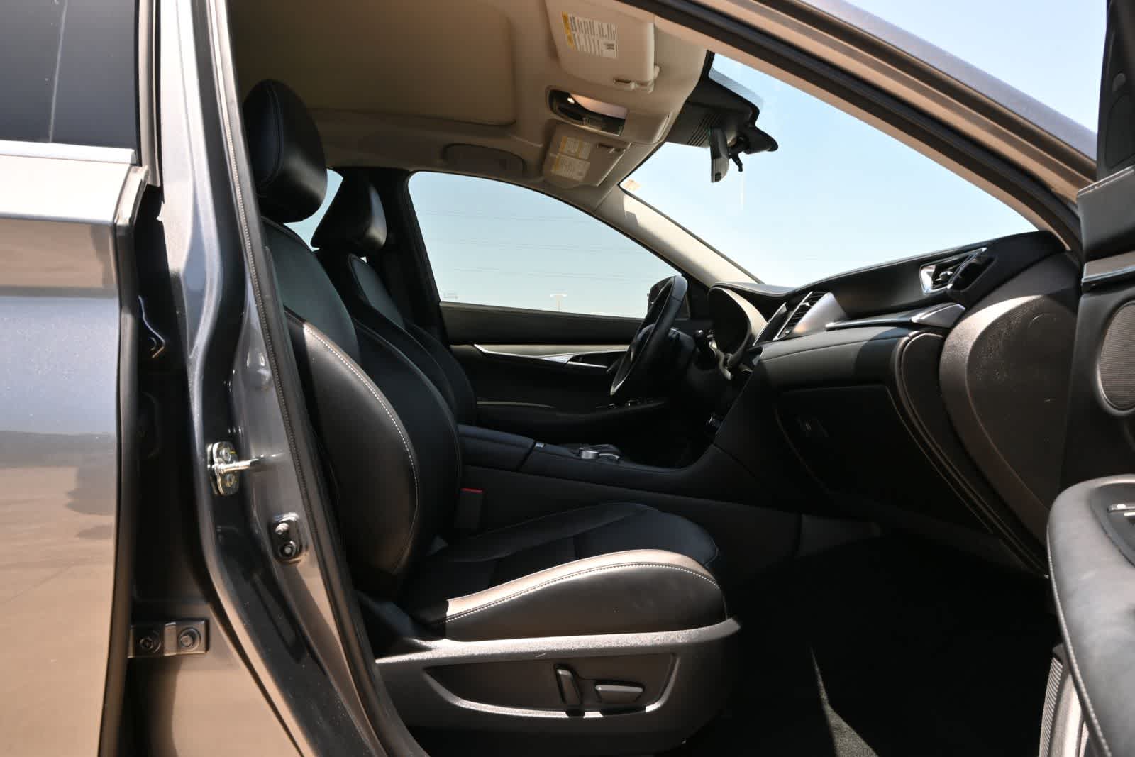 2025 INFINITI QX50 LUXE