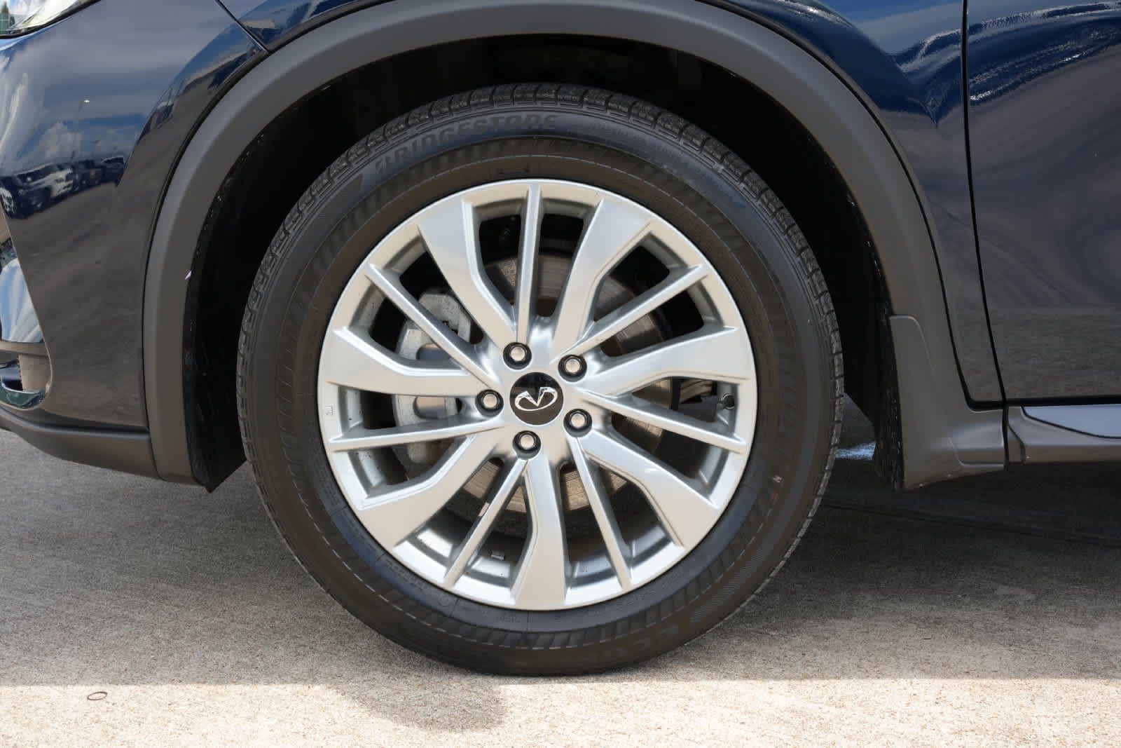 2023 INFINITI QX50 LUXE