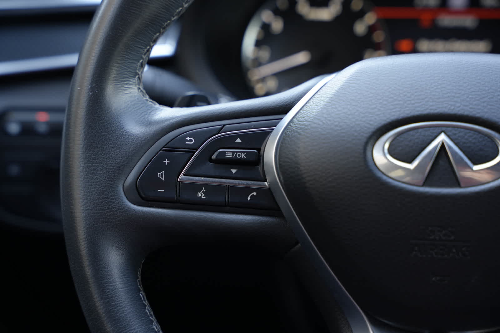2023 INFINITI QX50 SPORT