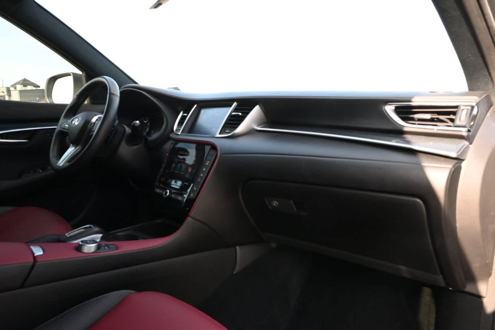 2025 INFINITI QX50 SPORT