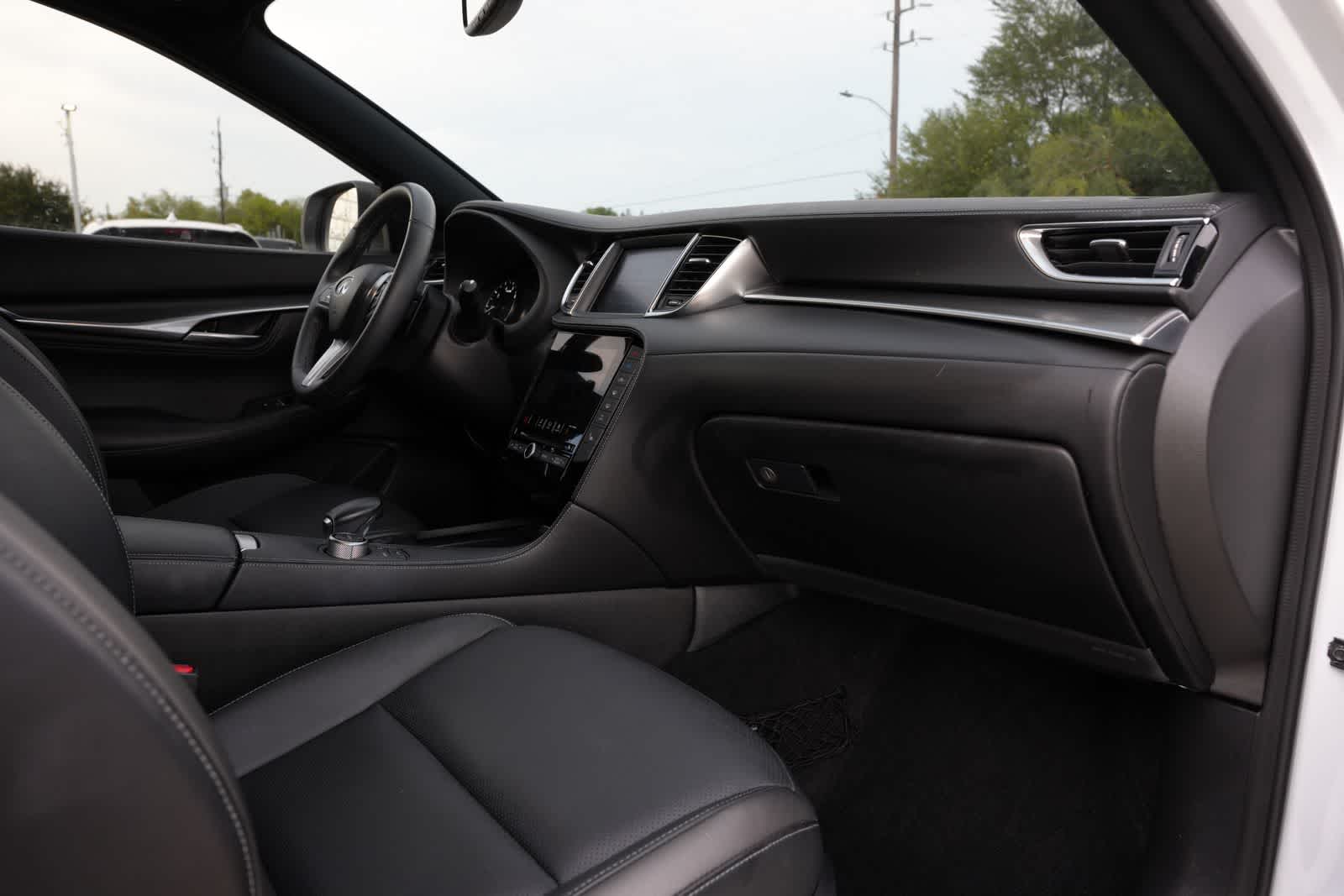 2023 INFINITI QX55 LUXE
