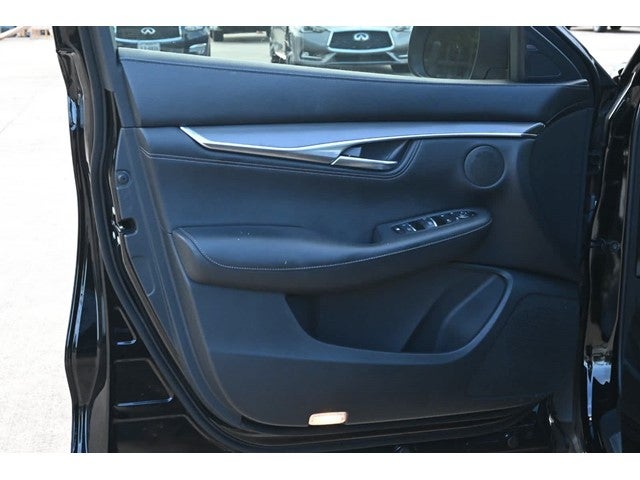 2023 INFINITI QX55 LUXE
