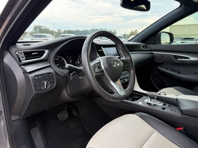 2023 INFINITI QX55 LUXE