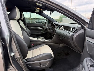 2023 INFINITI QX55 LUXE