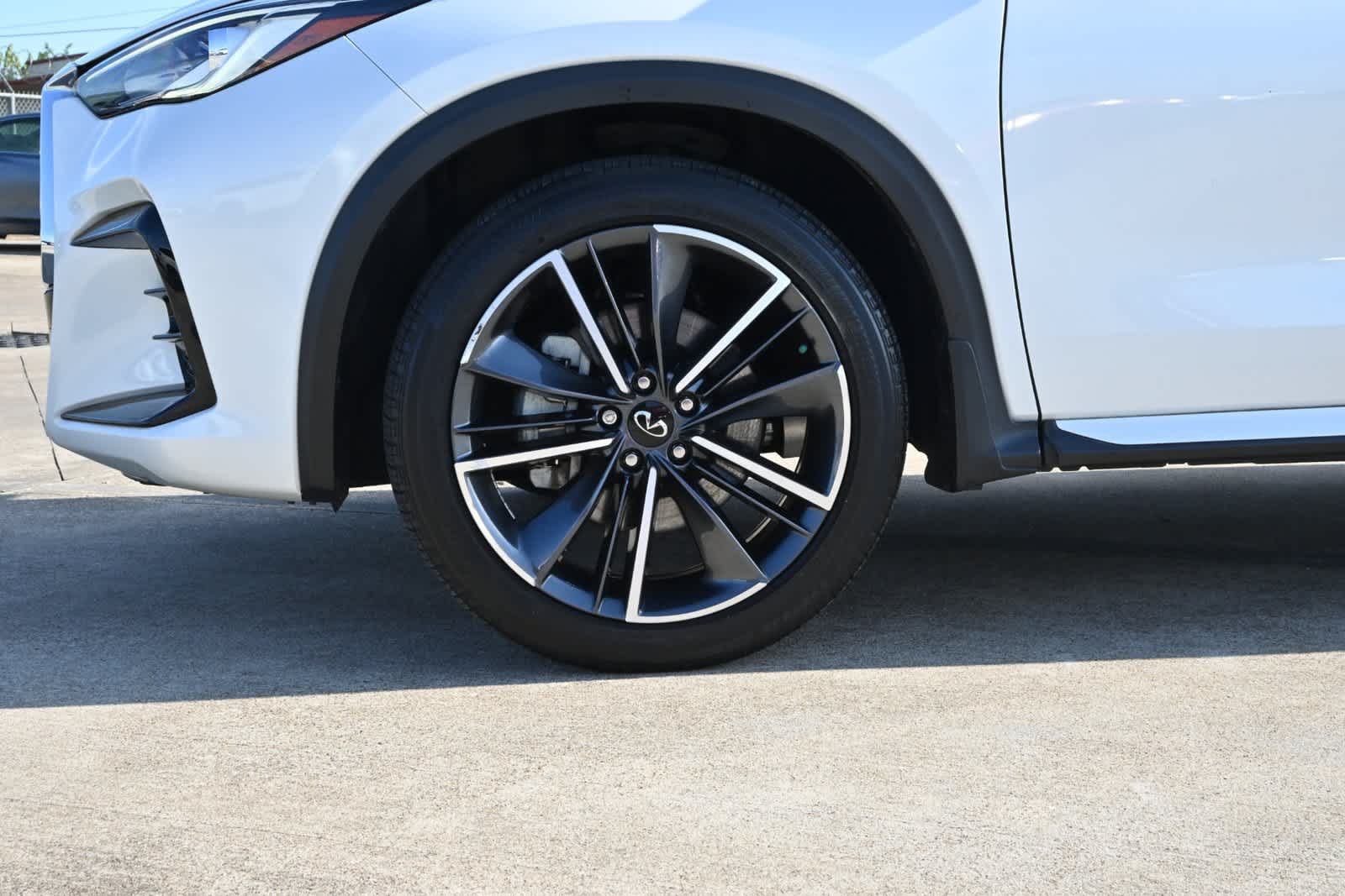 2023 INFINITI QX55 LUXE