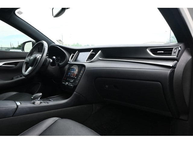 2023 INFINITI QX55 LUXE
