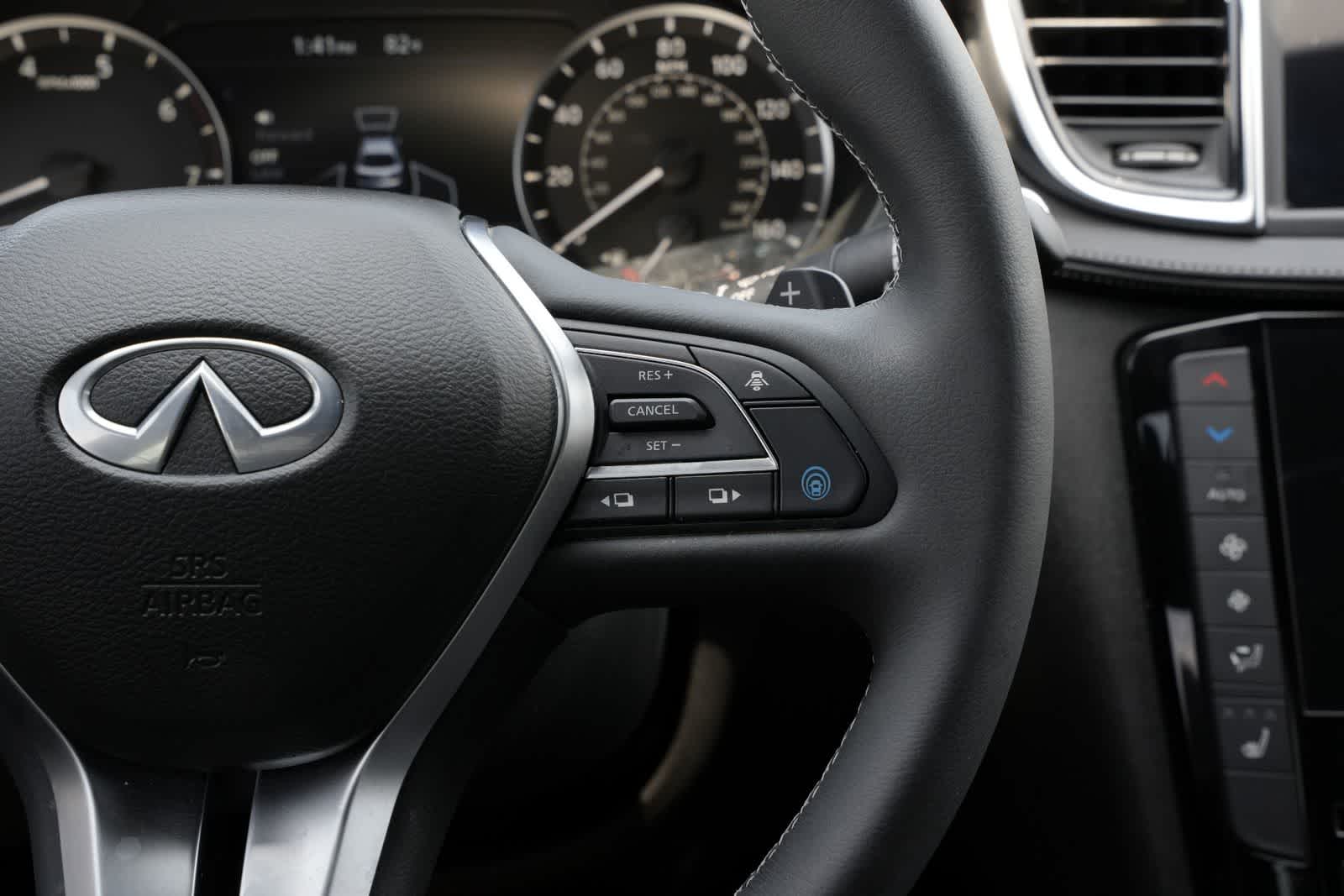 2025 INFINITI QX55 LUXE