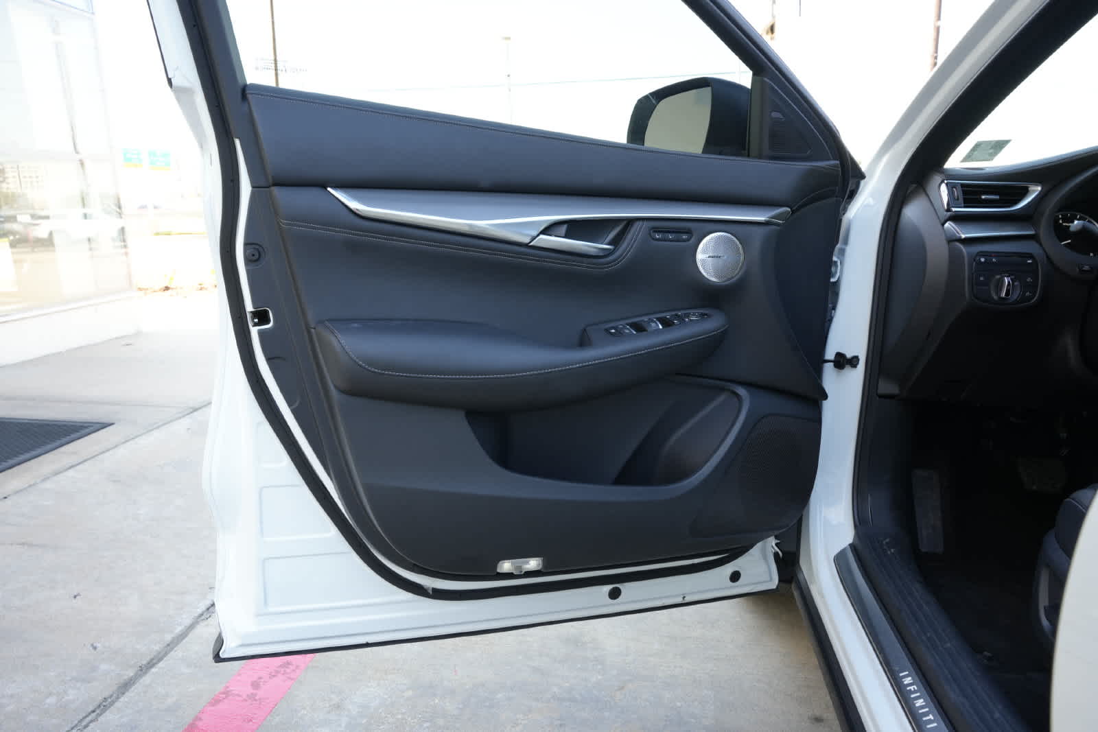 2023 INFINITI QX55 ESSENTIAL