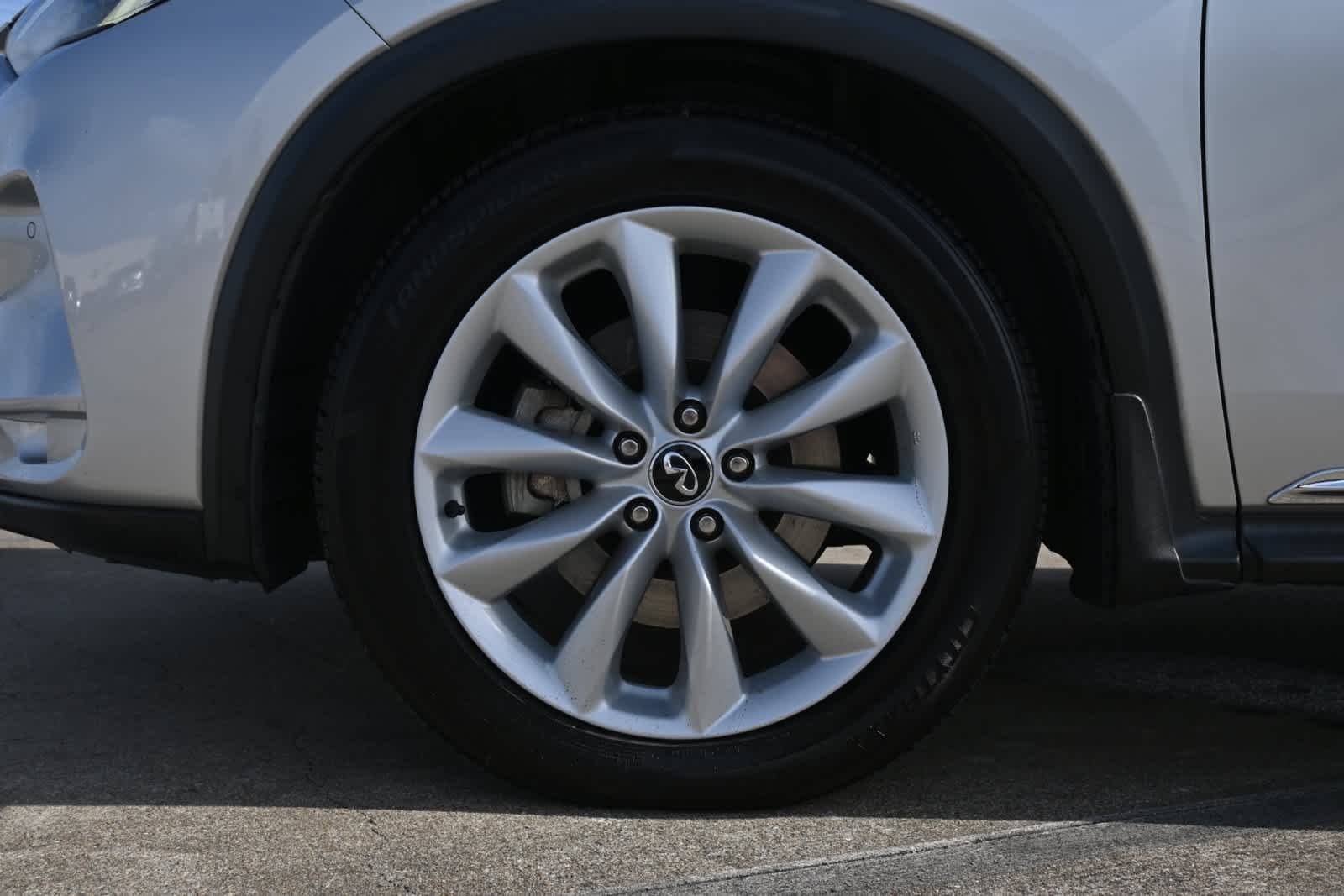 2019 INFINITI QX50 ESSENTIAL