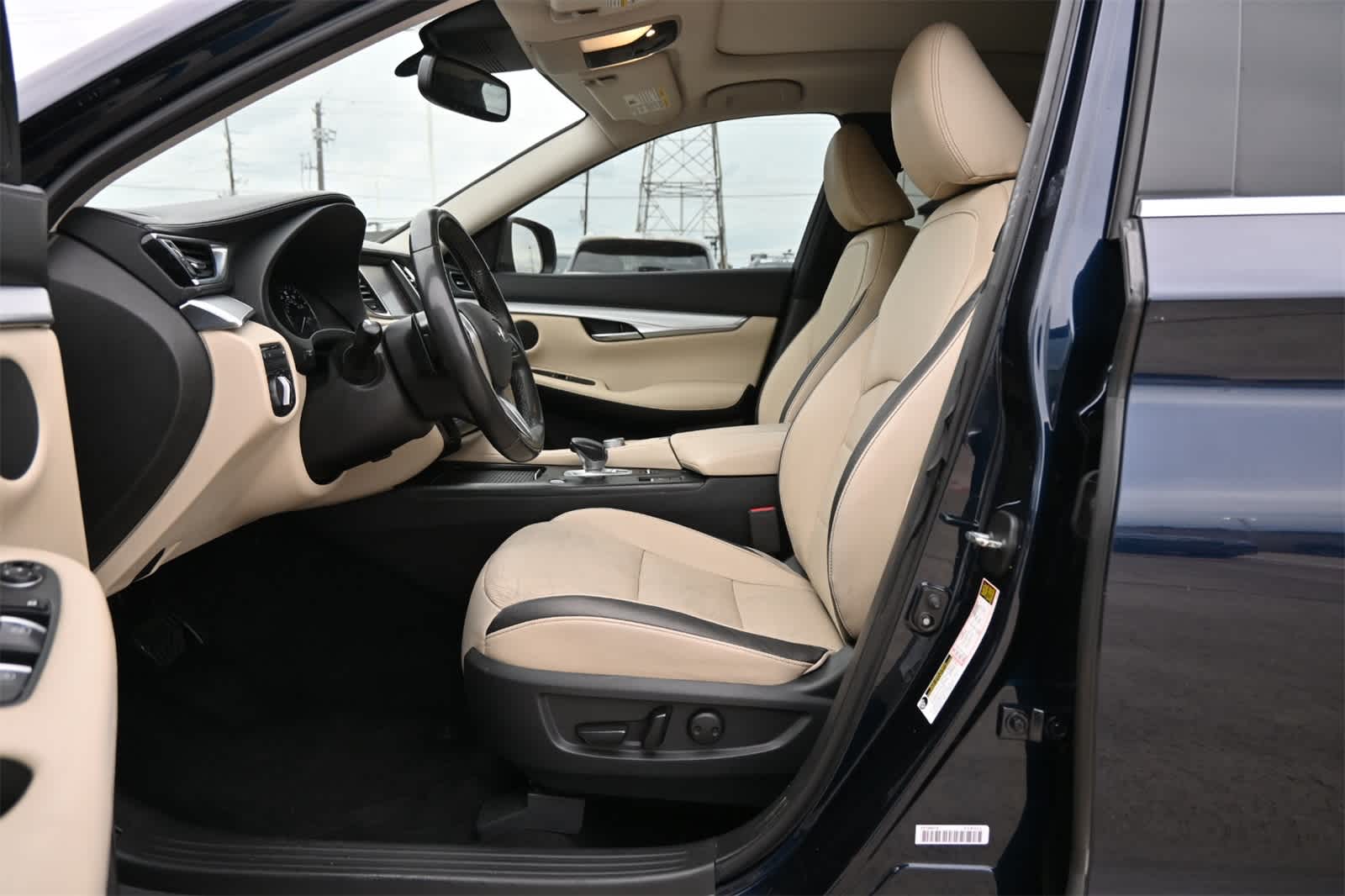 2019 INFINITI QX50 ESSENTIAL