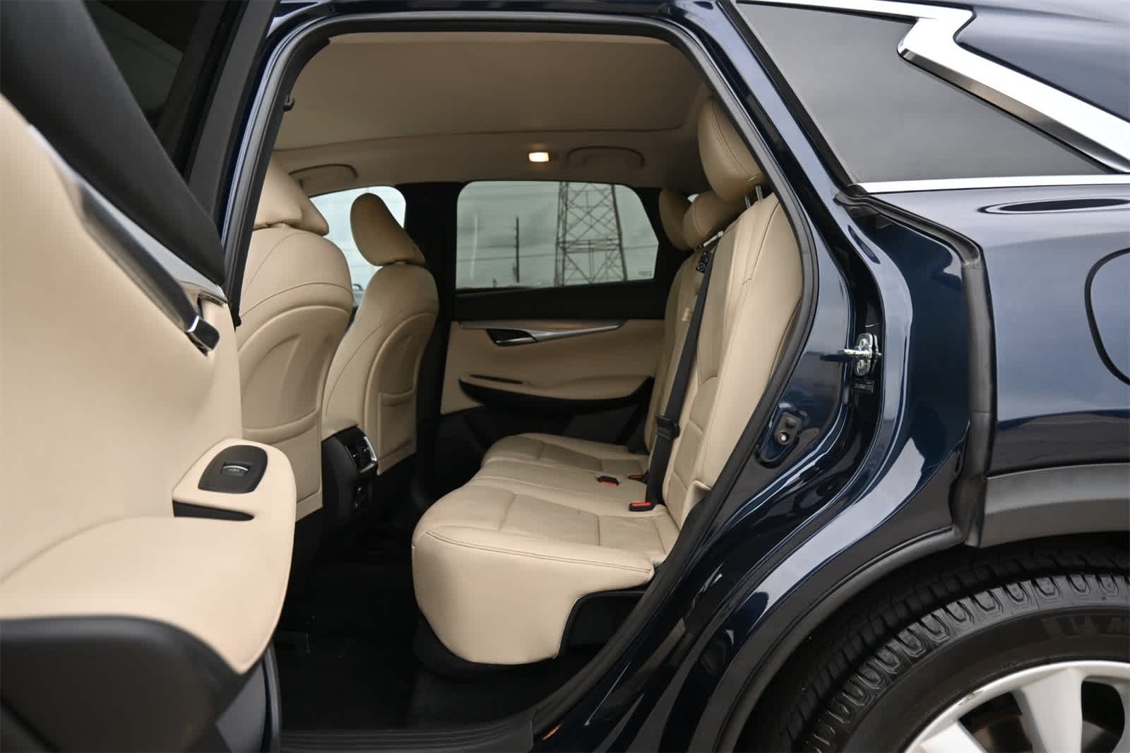 2019 INFINITI QX50 ESSENTIAL