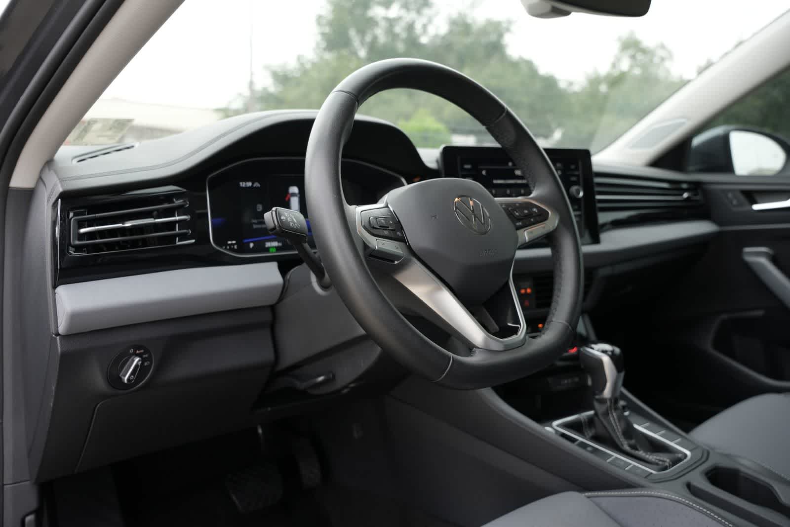 2025 Volkswagen Jetta SE