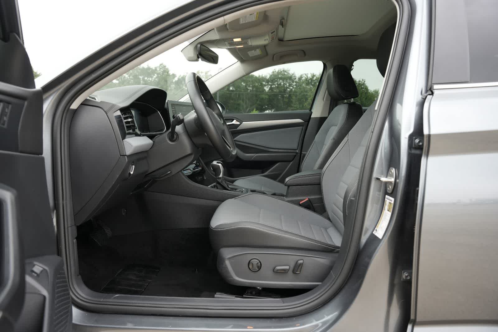 2025 Volkswagen Jetta SE