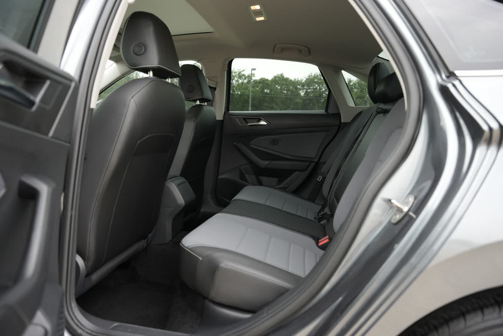 2025 Volkswagen Jetta SE