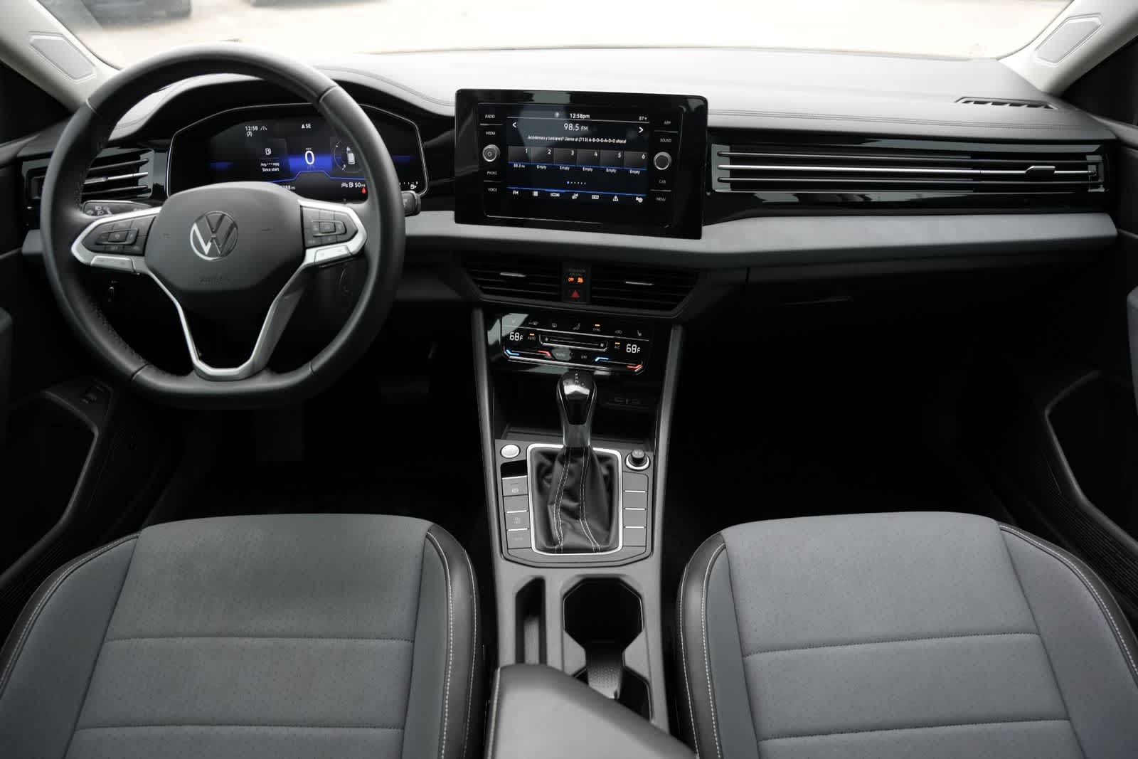 2025 Volkswagen Jetta SE