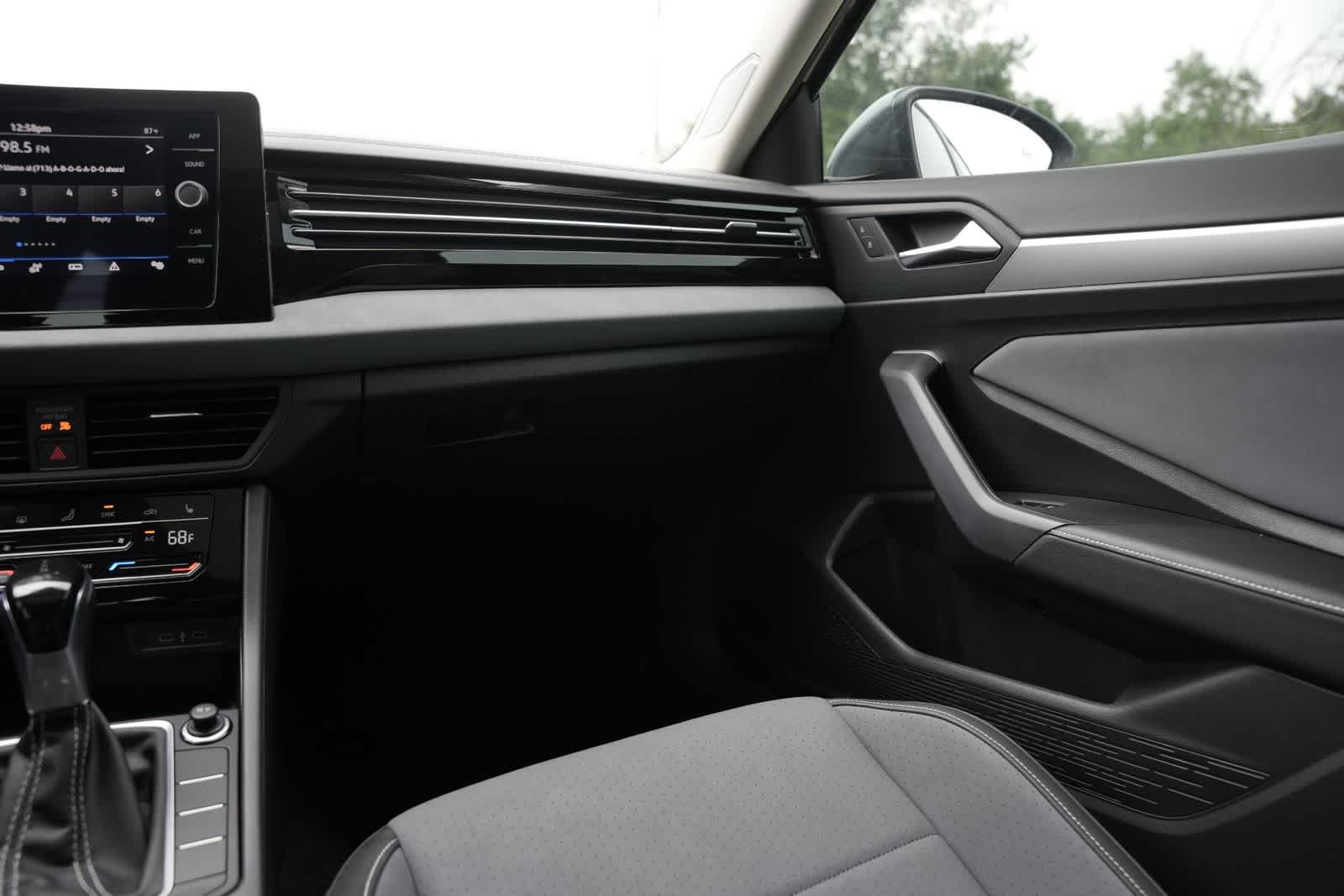 2025 Volkswagen Jetta SE