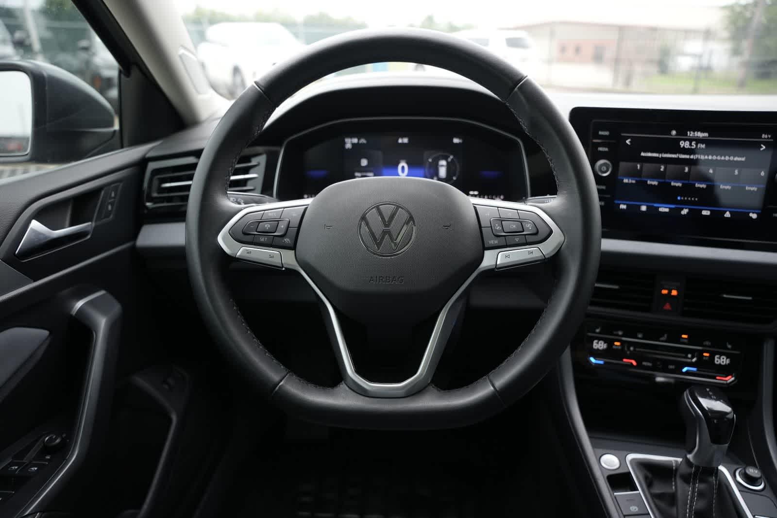 2025 Volkswagen Jetta SE