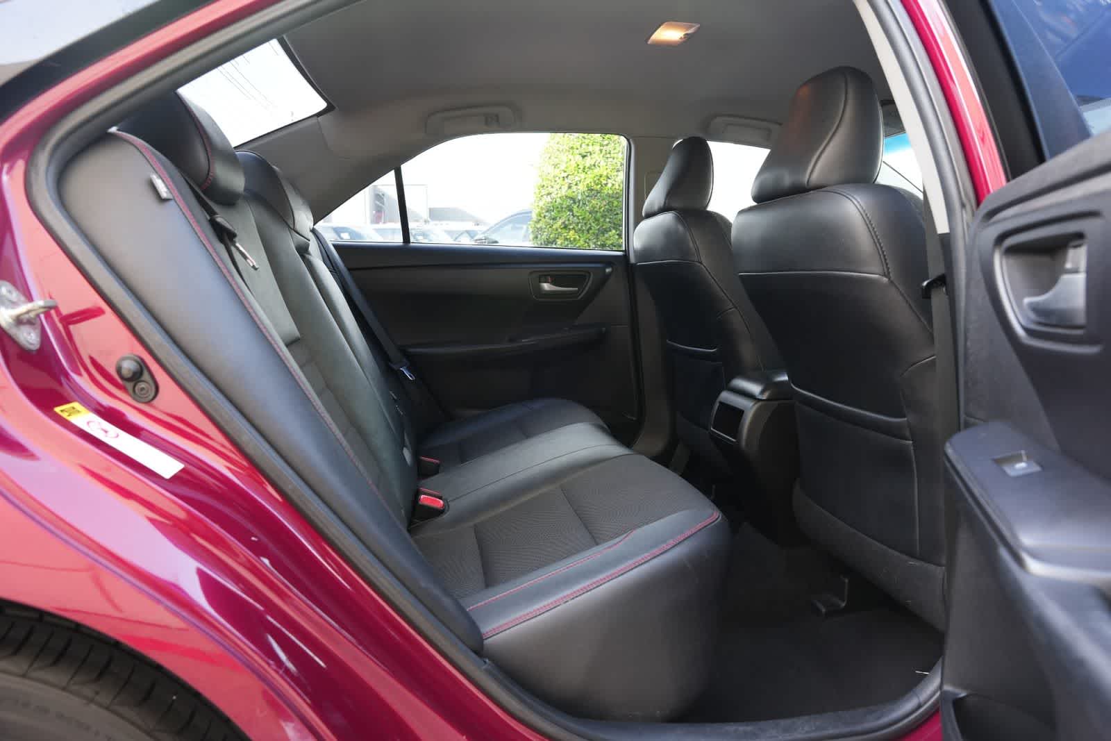 2016 Toyota Camry SE
