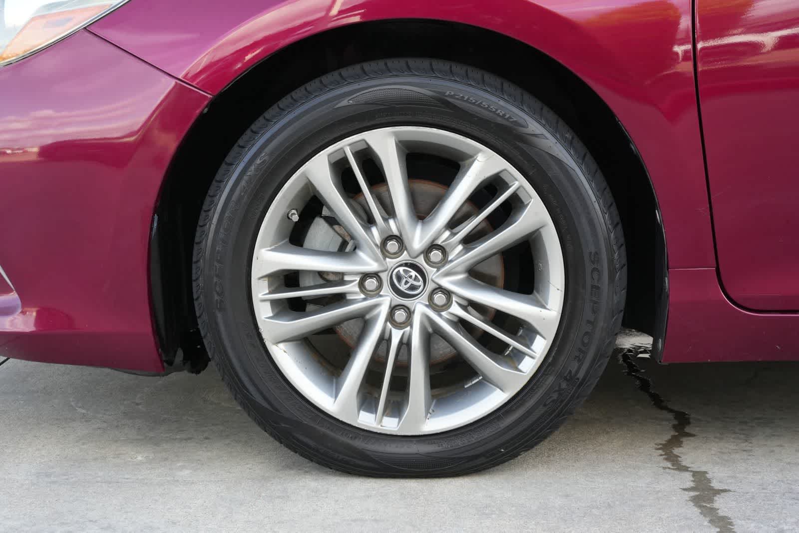 2016 Toyota Camry SE